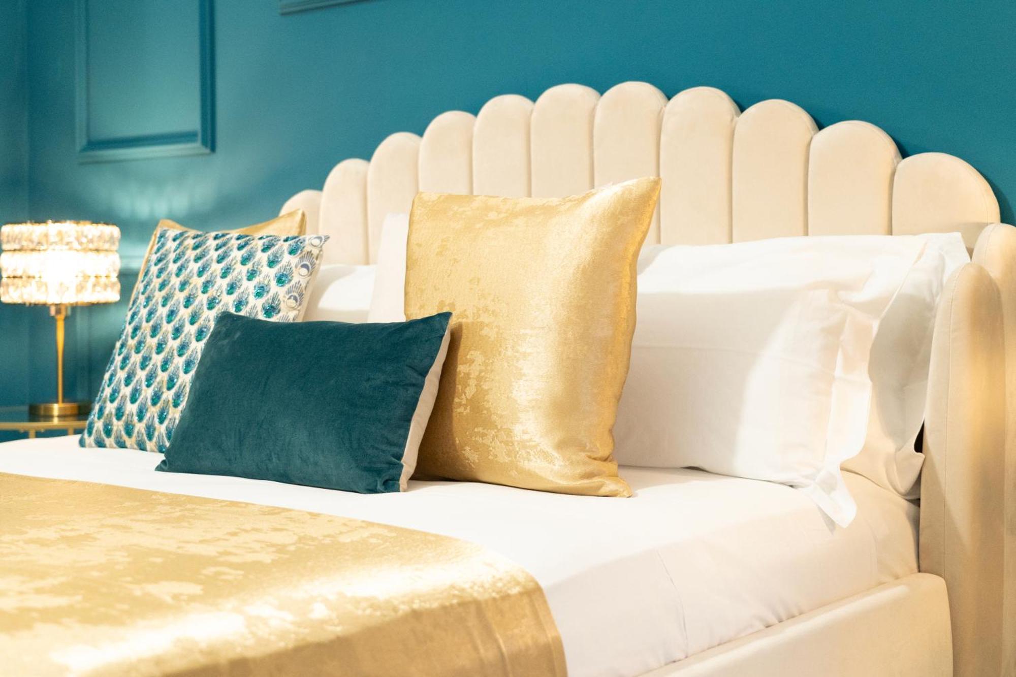 Johnny'S Suites Taormina Beach Bay エクステリア 写真