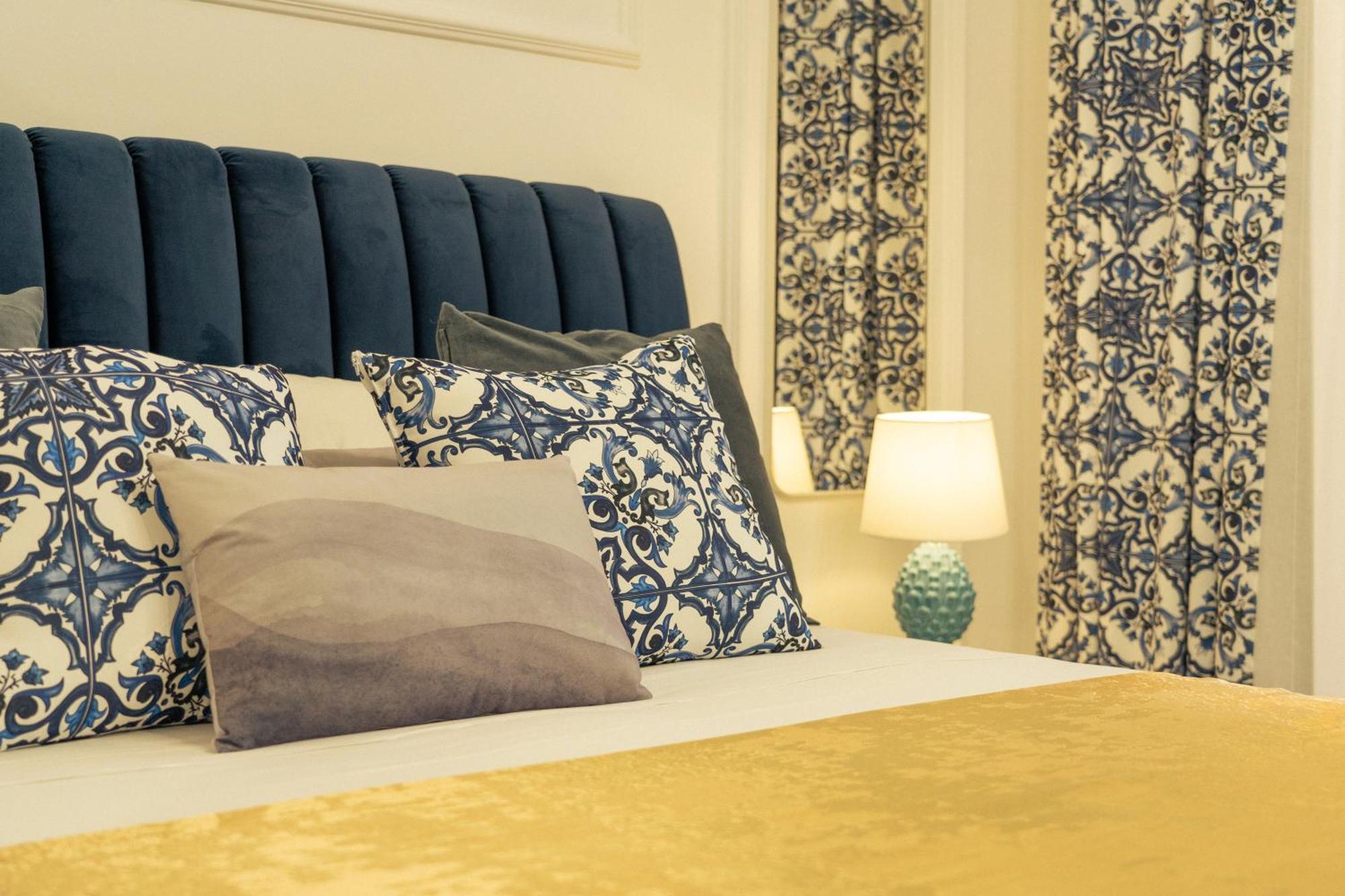Johnny'S Suites Taormina Beach Bay エクステリア 写真