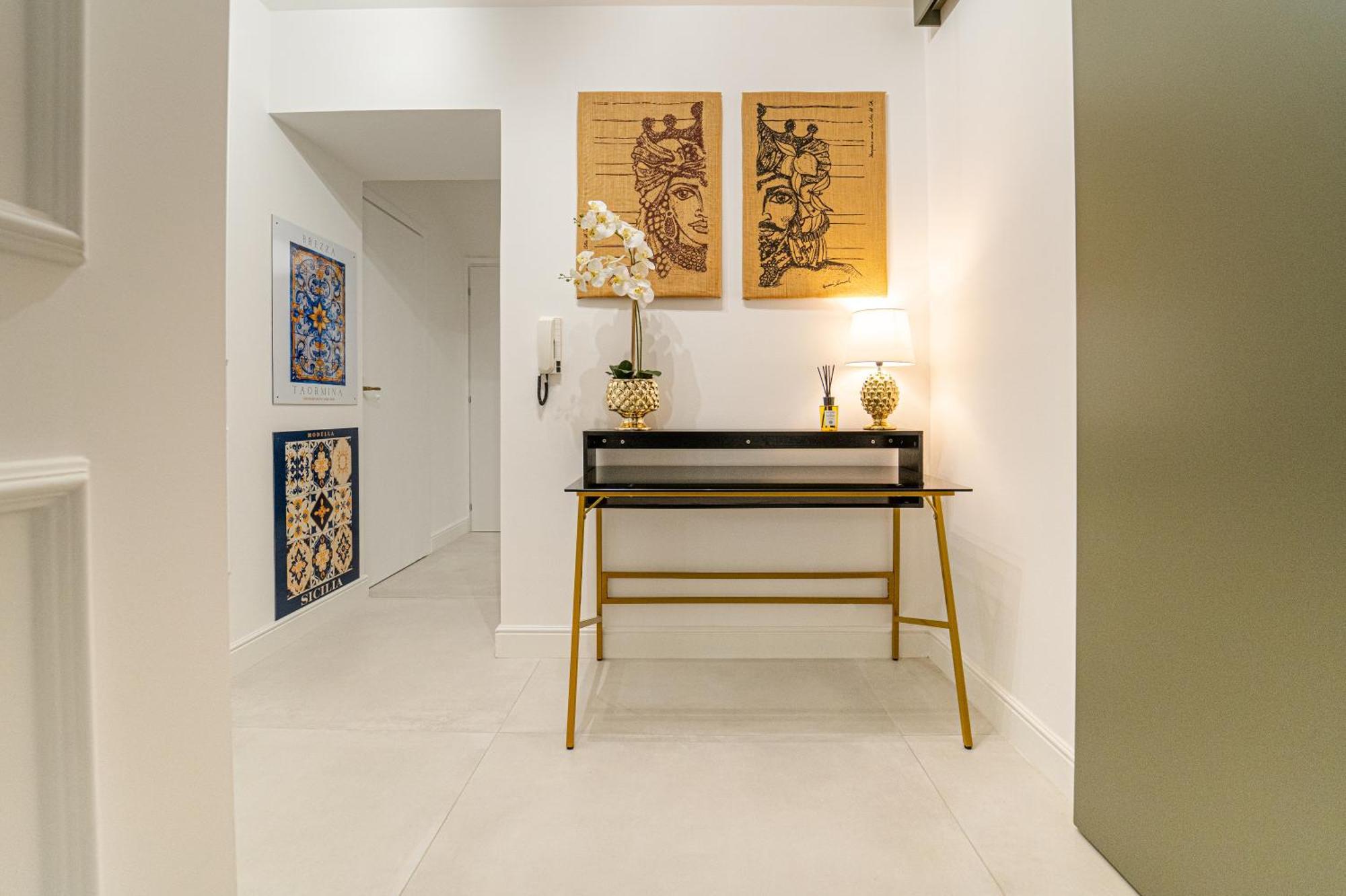 Johnny'S Suites Taormina Beach Bay エクステリア 写真