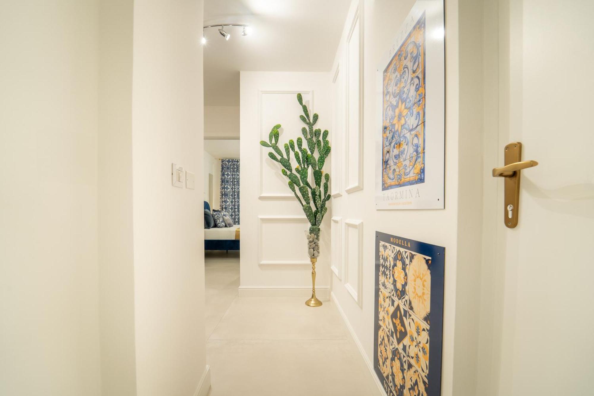Johnny'S Suites Taormina Beach Bay エクステリア 写真