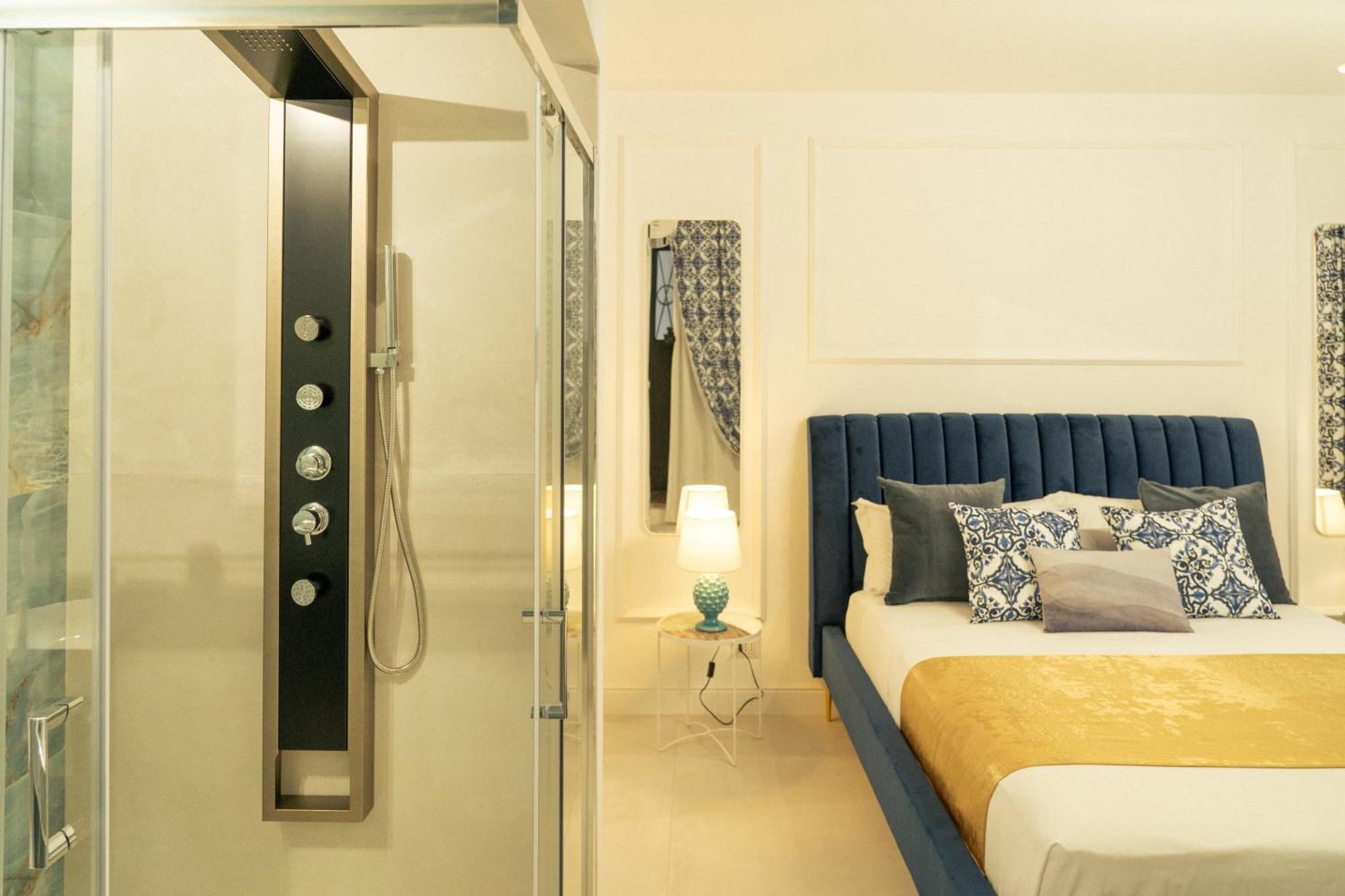 Johnny'S Suites Taormina Beach Bay エクステリア 写真