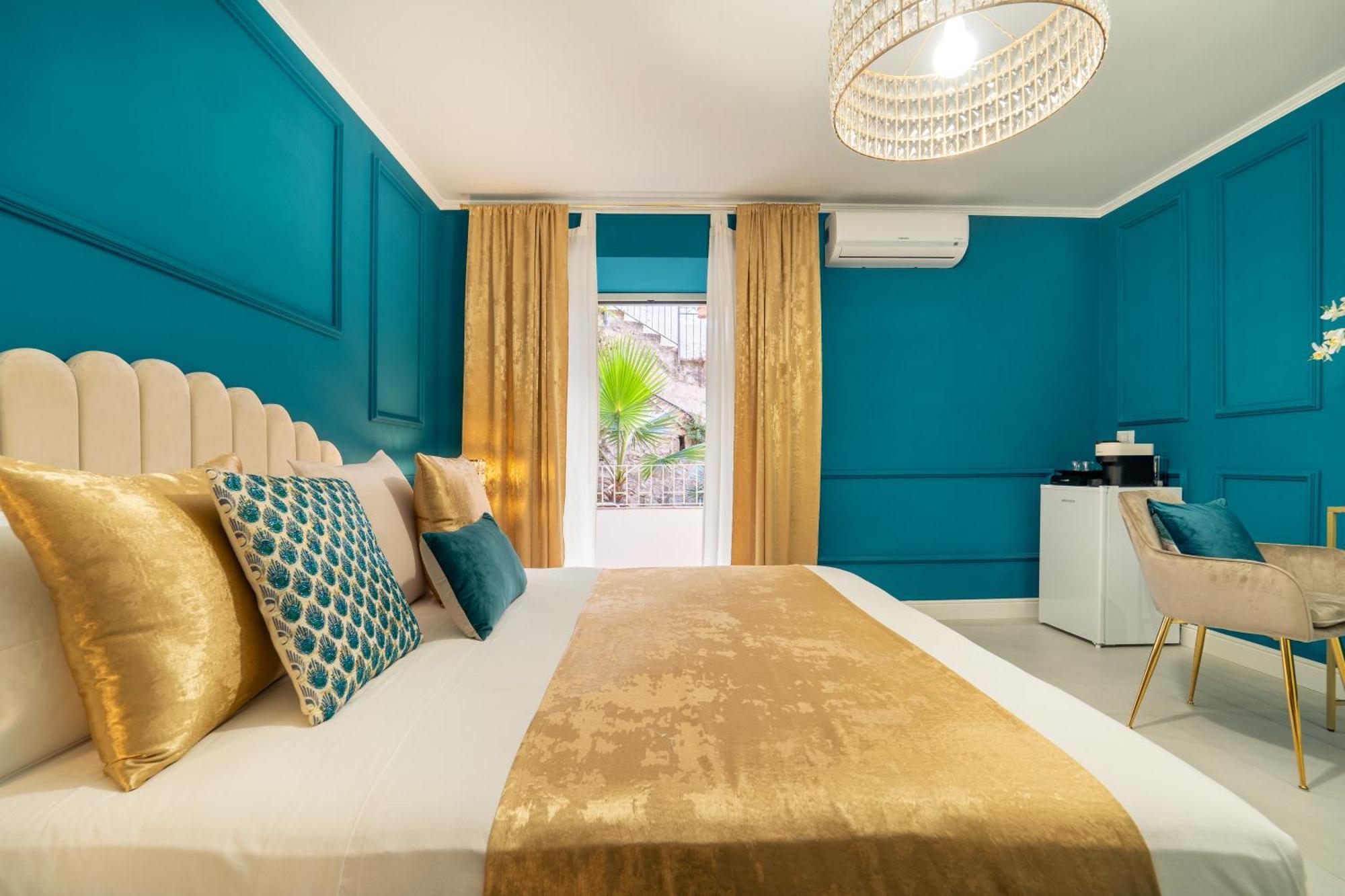 Johnny'S Suites Taormina Beach Bay エクステリア 写真