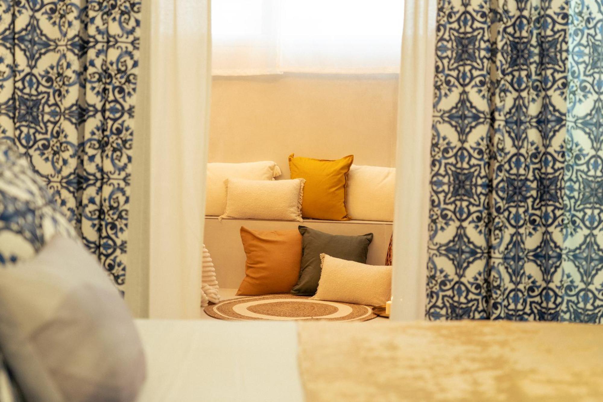 Johnny'S Suites Taormina Beach Bay エクステリア 写真
